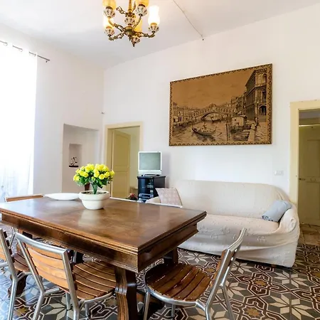Casale Morello فيلة